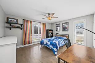 1990 Berry Ln, Des Plaines, IL 60018 - Photo 25