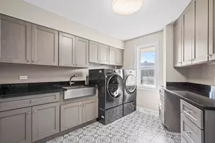 1990 Berry Ln, Des Plaines, IL 60018 - Photo 19