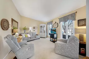 362 Ripley Ct, Naperville, IL 60565 - Photo 5