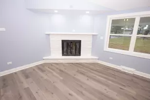 917 Murphy Dr, Joliet, IL 60435 - Photo 7