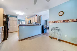 3734 Renfro Rd, Cherry Valley, IL 61016 - Photo 9