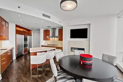 401 N Wabash Avenue #68A, Chicago, IL 60611 - Photo 9