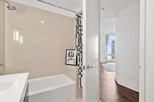 401 N Wabash Ave, Chicago, IL 60611 - Photo 29