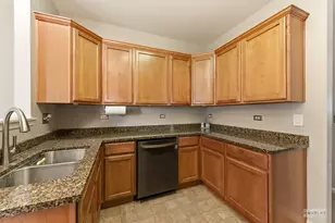 2113 Tremont Ln, Joliet, IL 60431 - Photo 11