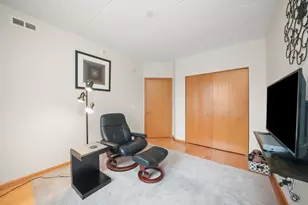 [Address not provided], Orland Park, IL 60467 - Photo 17