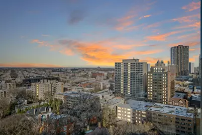 525 W Hawthorne Place #1906, Chicago, IL 60657 - Photo 13