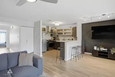 9609 Austin Avenue #W3, Oak Lawn, IL 60453 - Photo 7