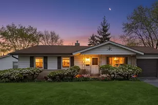 234 Peach Tree Ln, Elk Grove Village, IL 60007 - Photo 31