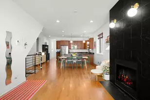 2407 W Moffat St, Chicago, IL 60647 - Photo 5