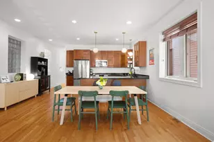 2407 W Moffat St, Chicago, IL 60647 - Photo 7