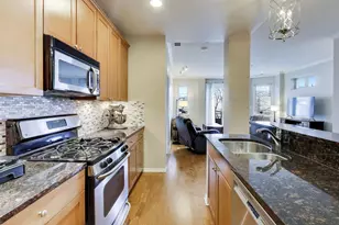 4950 N Western Ave, Chicago, IL 60625 - Photo 9