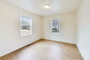 25655 W Arcade Dr, Lake Villa, IL 60046 - Photo 15