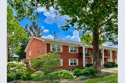 785 Pershing Avenue #1-B, Glen Ellyn, IL 60137 - Photo 1