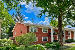 785 Pershing Ave, Glen Ellyn, IL 60137 - Photo 1