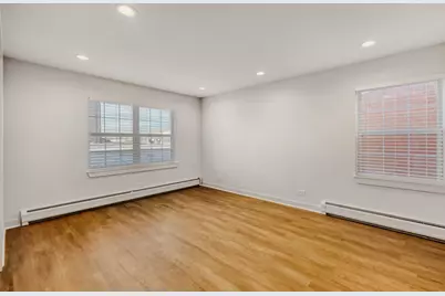 785 Pershing Avenue #1-B, Glen Ellyn, IL 60137 - Photo 9