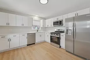 26 E Normandy Dr, Chicago Heights, IL 60411 - Photo 7