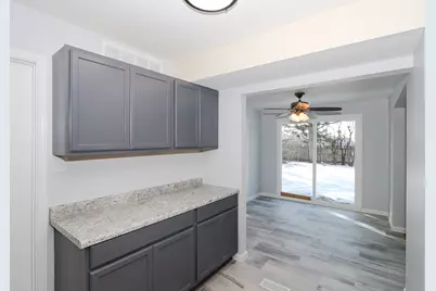 755 Cambridge Lane, Hoffman Estates, IL 60169 - Photo 13