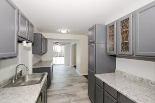 755 Cambridge Ln, Hoffman Estates, IL 60169 - Photo 9