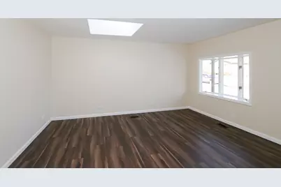 755 Cambridge Lane, Hoffman Estates, IL 60169 - Photo 5