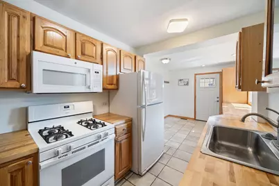 5300 W Foster Avenue, Chicago, IL 60630 - Photo 7