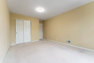 152 Hidden Pond Cir, Aurora, IL 60504 - Photo 13