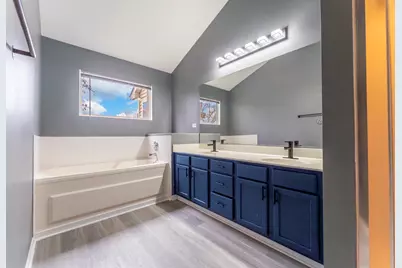 152 Hidden Pond Circle, Aurora, IL 60504 - Photo 11