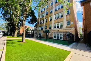 1521 W Sherwin Ave, Chicago, IL 60626 - Photo 1