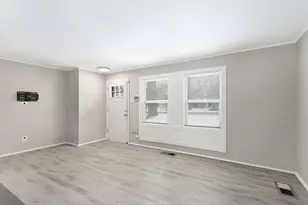 319 Indianwood Blvd, Park Forest, IL 60466 - Photo 3