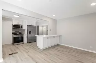 319 Indianwood Blvd, Park Forest, IL 60466 - Photo 7