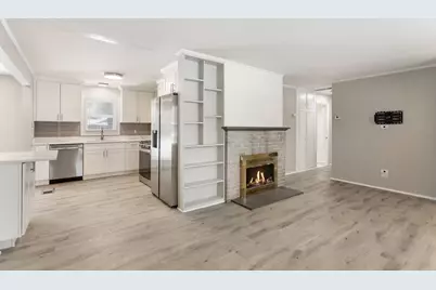 319 Indianwood Boulevard, Park Forest, IL 60466 - Photo 5