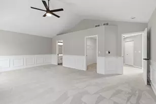 2607 Lexington Ln, Naperville, IL 60540 - Photo 15