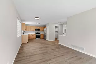 2607 Lexington Ln, Naperville, IL 60540 - Photo 13