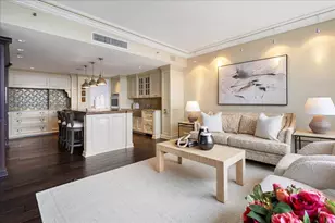 180 E Pearson St, Chicago, IL 60611 - Photo 13