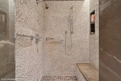 180 E Pearson Street #4801, Chicago, IL 60611 - Photo 27