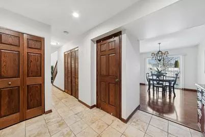 1105 Longford Road, Bartlett, IL 60103 - Photo 9