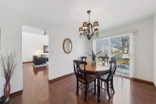 1105 Longford Rd, Bartlett, IL 60103 - Photo 5