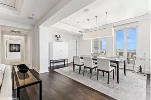 11 E Walton St, Chicago, IL 60611 - Photo 11