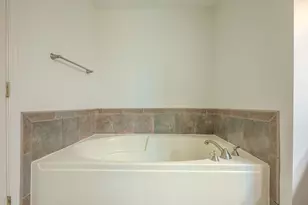733 Station Blvd, Aurora, IL 60504 - Photo 15