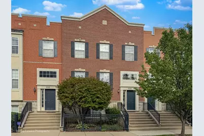 733 Station Boulevard, Aurora, IL 60504 - Photo 3