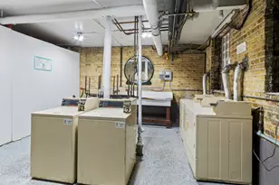 7379 N Damen Ave, Chicago, IL 60645 - Photo 13