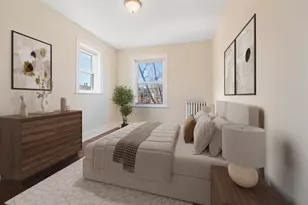 7379 N Damen Ave, Chicago, IL 60645 - Photo 9