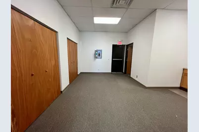 1565 Dekalb Avenue #D, Sycamore, IL 60178 - Photo 11