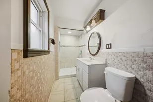 525 S Lasalle St, Aurora, IL 60505 - Photo 5