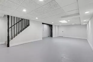 7644 S Cork Ave, Justice, IL 60458 - Photo 15