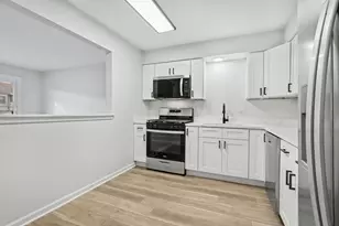 7644 S Cork Ave, Justice, IL 60458 - Photo 7