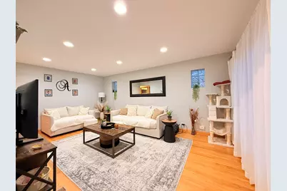 4918 N Moody Avenue, Chicago, IL 60630 - Photo 7