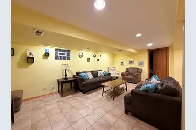 4918 N Moody Avenue, Chicago, IL 60630 - Photo 33