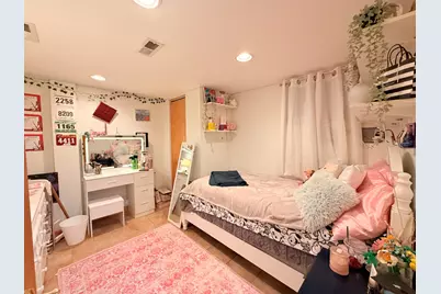 4918 N Moody Avenue, Chicago, IL 60630 - Photo 37