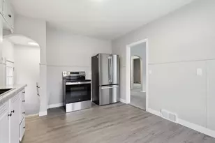 2506 11th St, Rock Island, IL 61201 - Photo 11