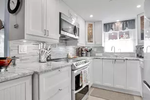 7012 98th St, Chicago Ridge, IL 60415 - Photo 13